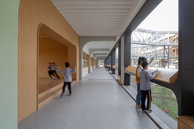 高安路一小华展校区